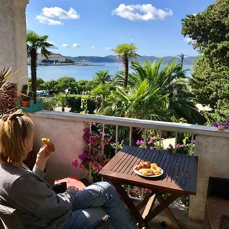 Secret Garden Lejlighed *