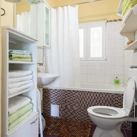 Secret Garden Apartment